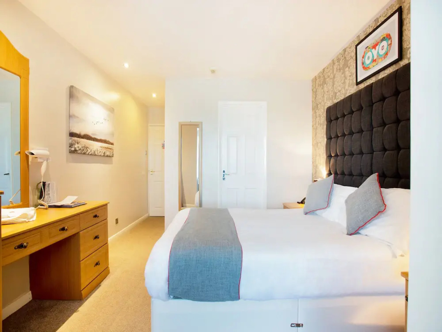 Chilton Country Pub & Hotel