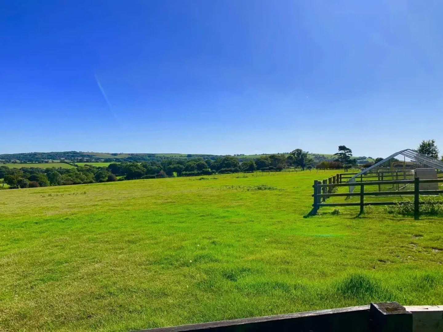 Tithe is a Stunning Barn Conversion Close to Ryde Sleeps 6