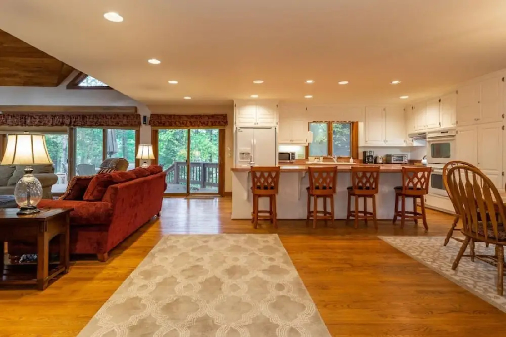 Book Spring Summer Luxury House at Wintergreen