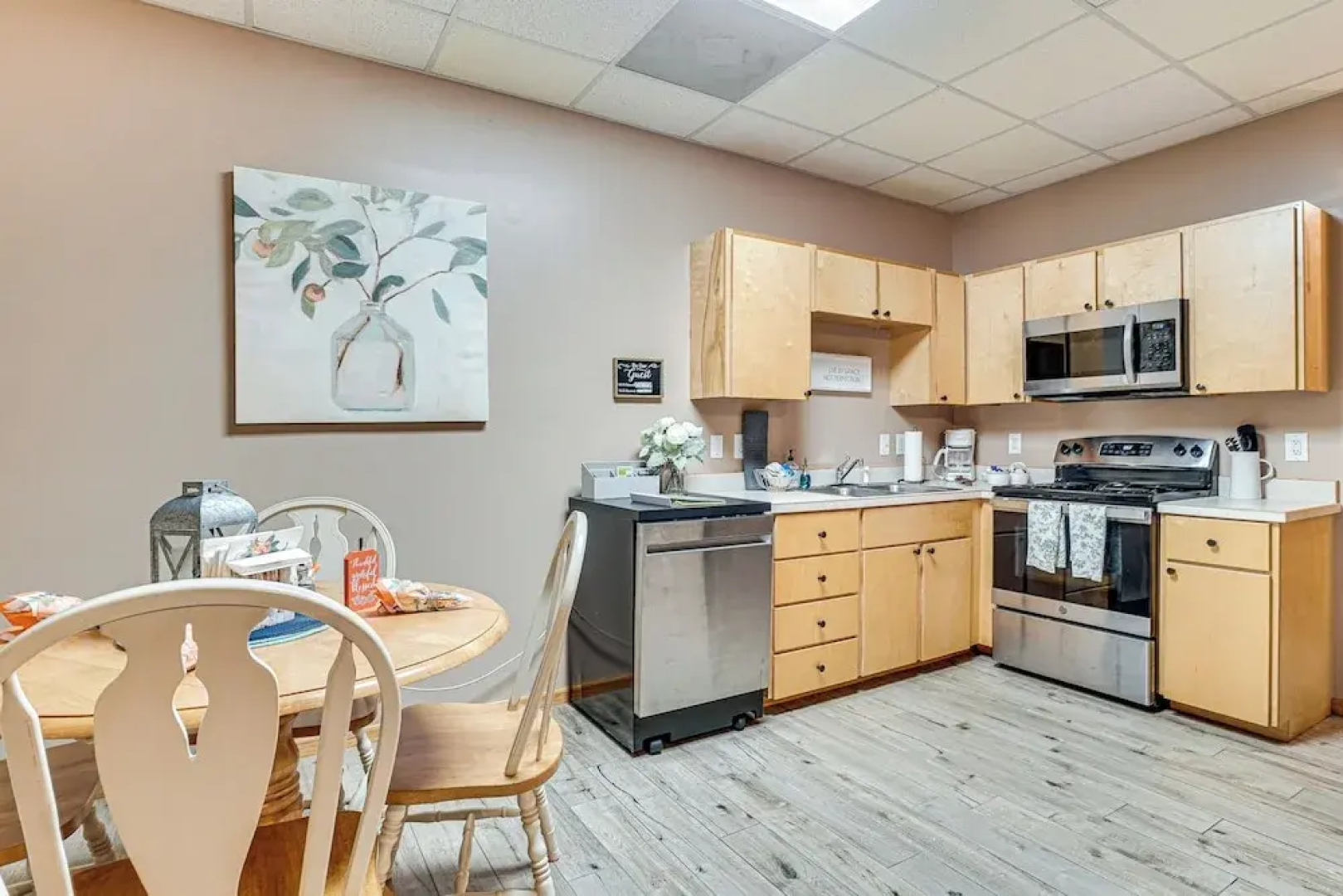 'innsbruck Alpine Getaway' w/ Shared Hot Tub!