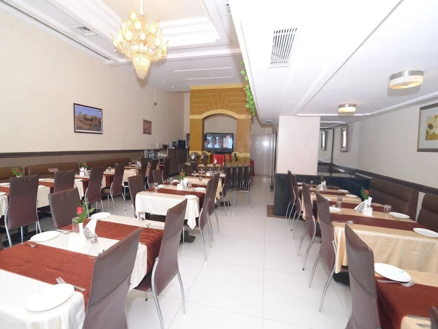 OYO 1637 Hotel Star Residency
