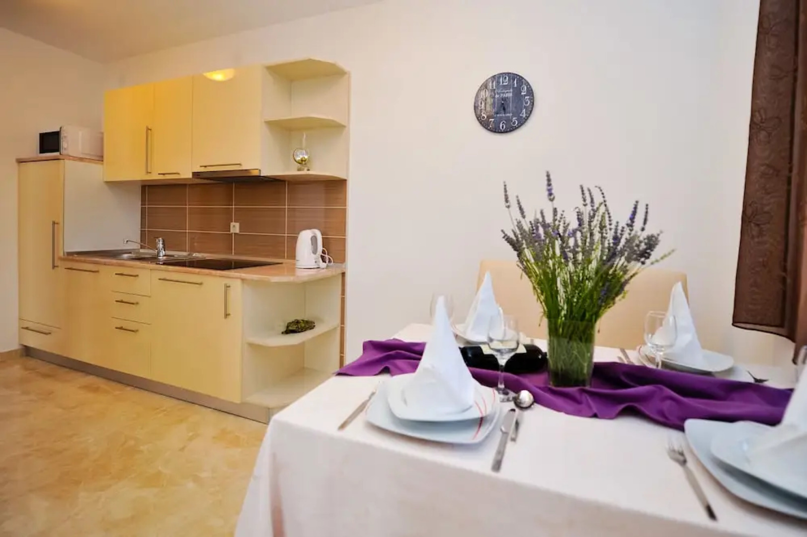 Lastura Aparthotel & Mobile Homes