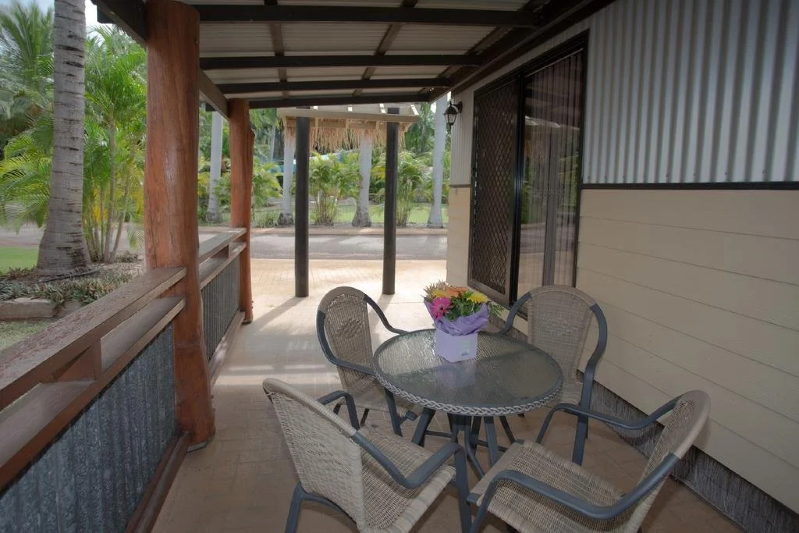 Ivanhoe Village Caravan Resort