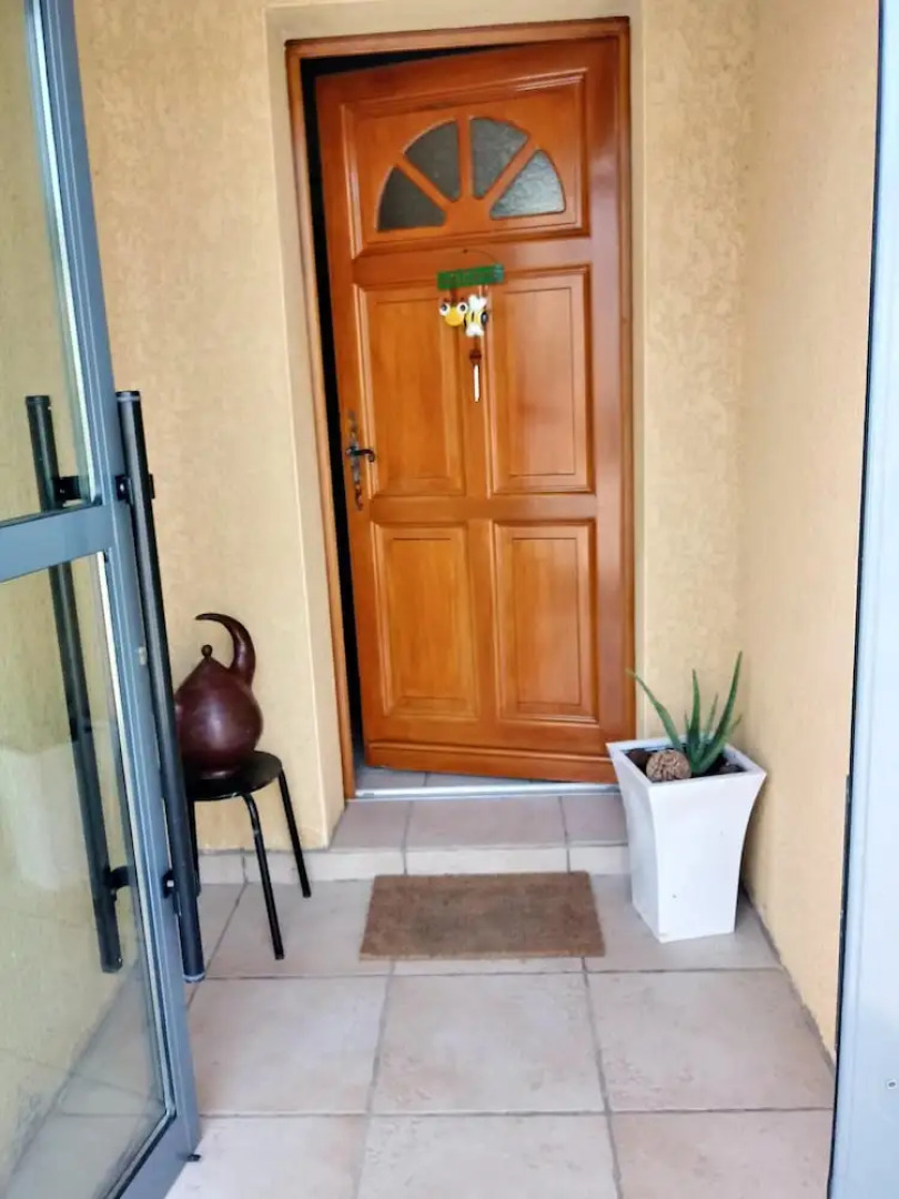 Villa With 3 Bedrooms in Montfrin, With Private Pool, Enclosed Garden