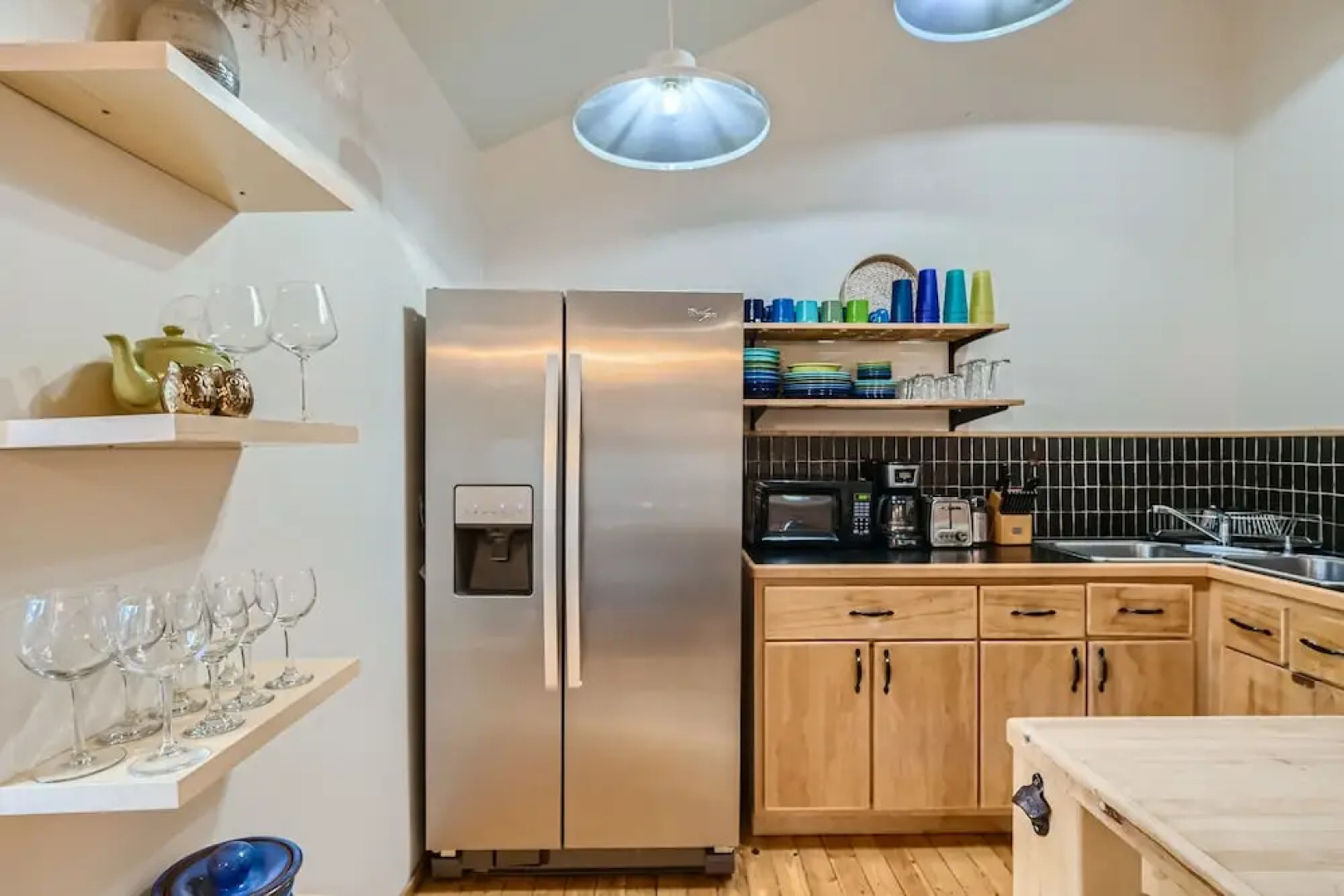 High Altitude Haven 3 Bedroom Home by RedAwning