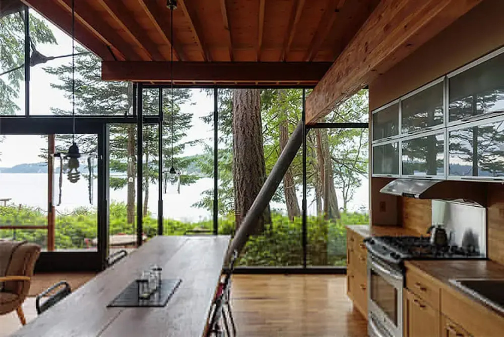 Conner Glass Cabin by Boutique