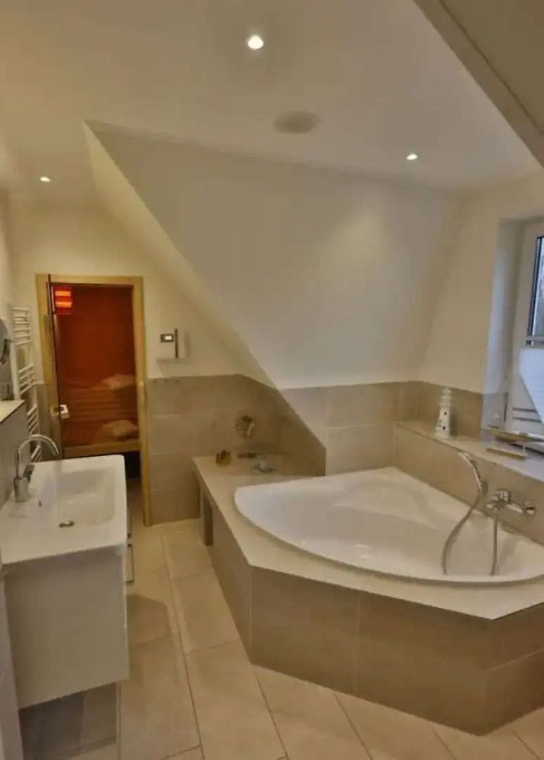 Herring Gull Modern Retreat