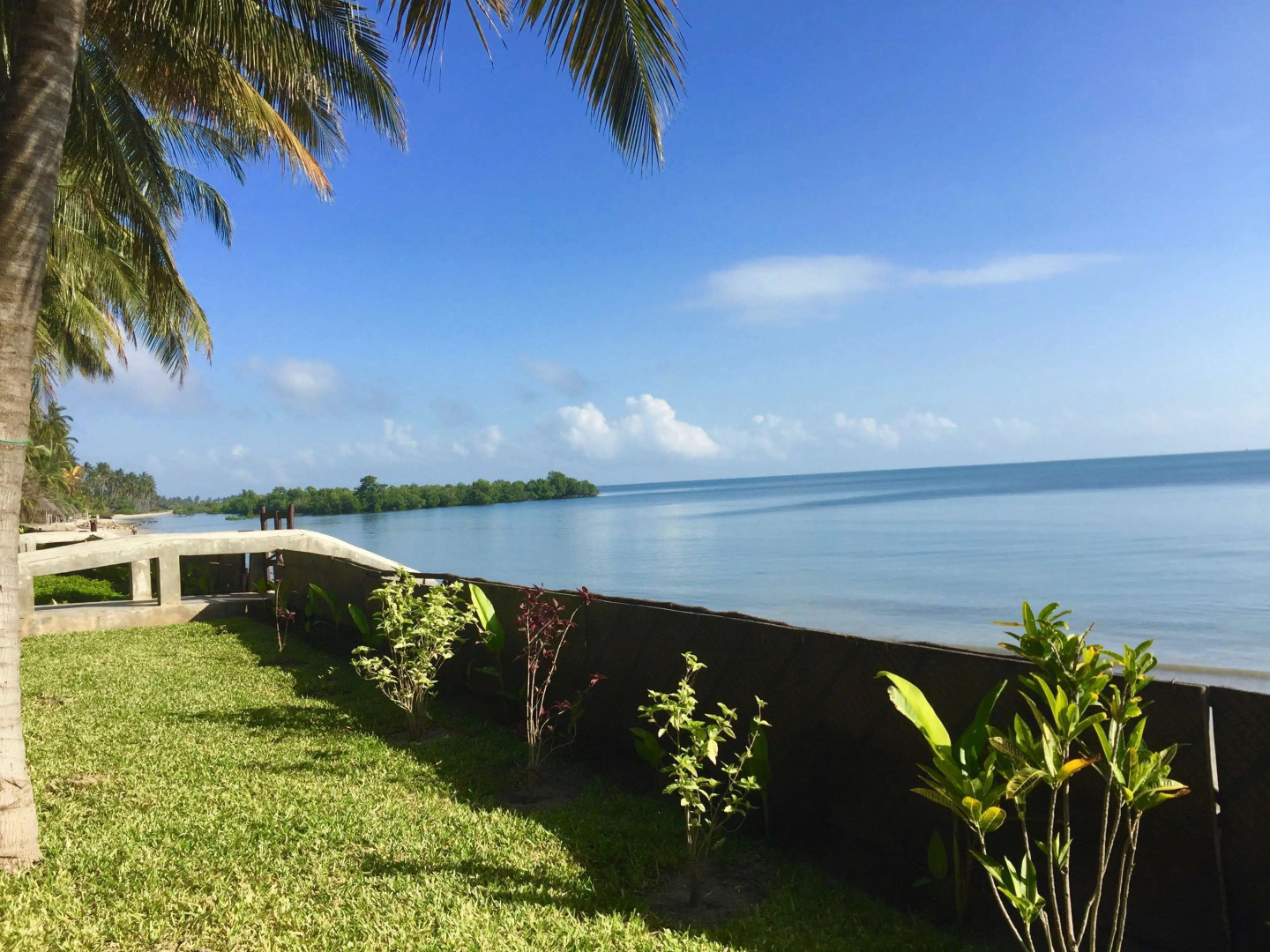 Oceanic Bay Hotel & Resort