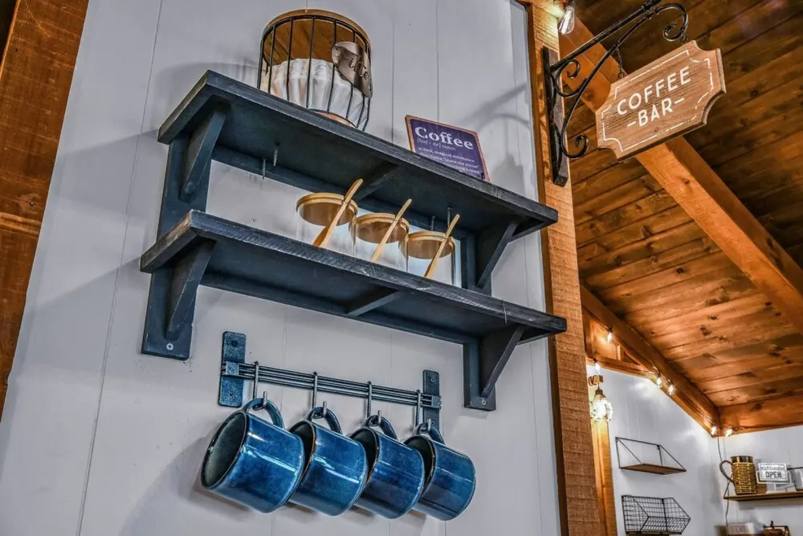 Cliff Haven 1 Bedroom Cabin by RedAwning