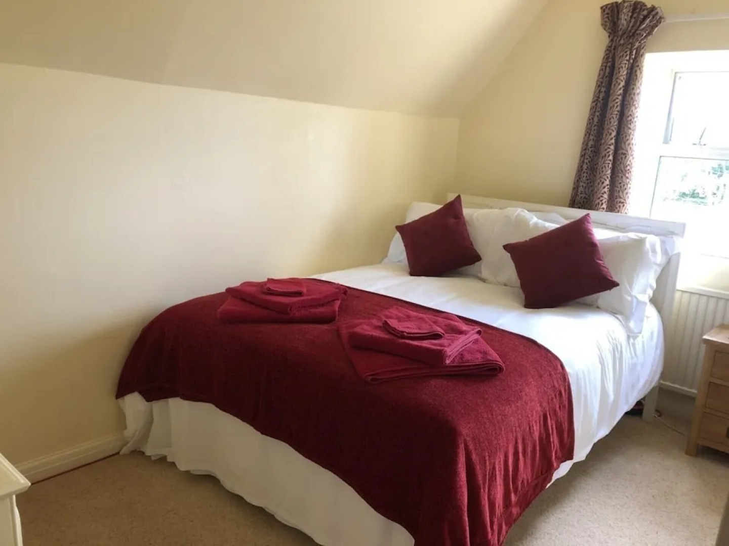 Beautiful 3 Bedroomed Cotswolds Farmhouse