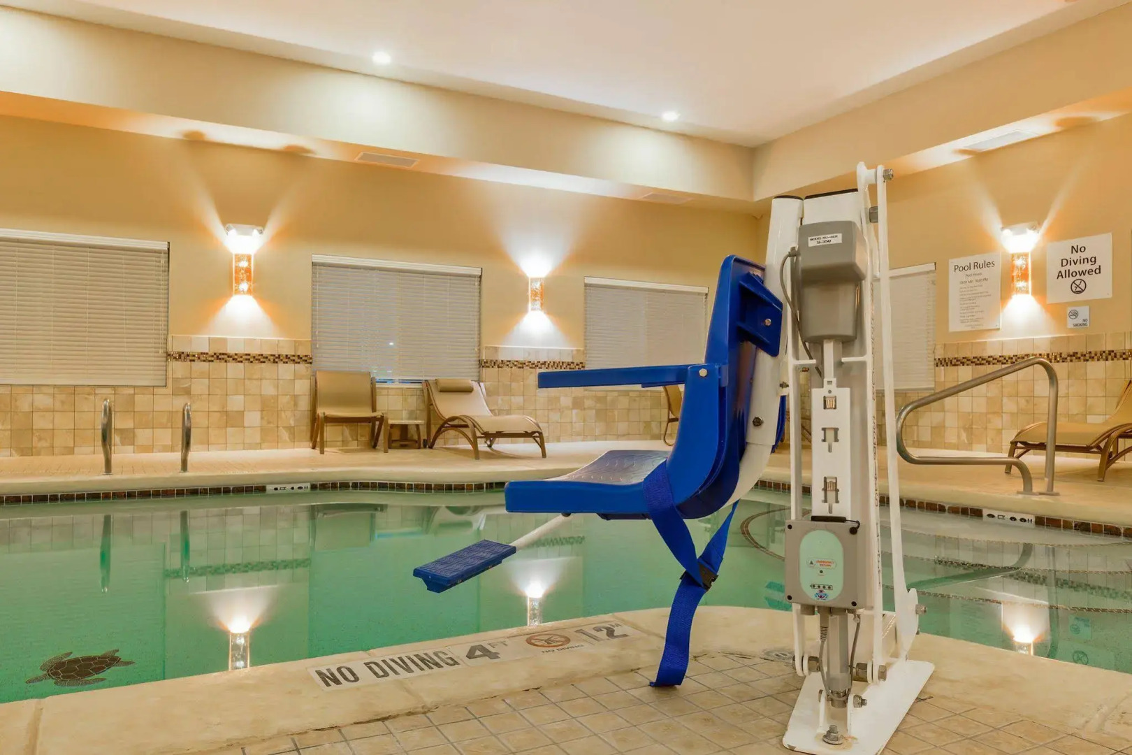 Holiday Inn Express & Suites Alpine Southeast by IHG