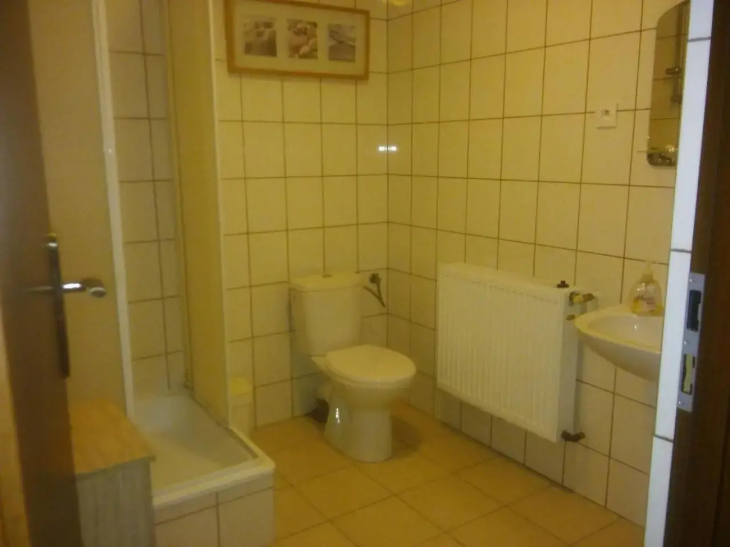 Pod Zachrypniętym Kogutem