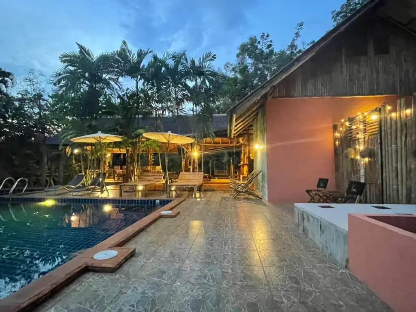 Bamboo Hideaway, Bungalows with Private Pool