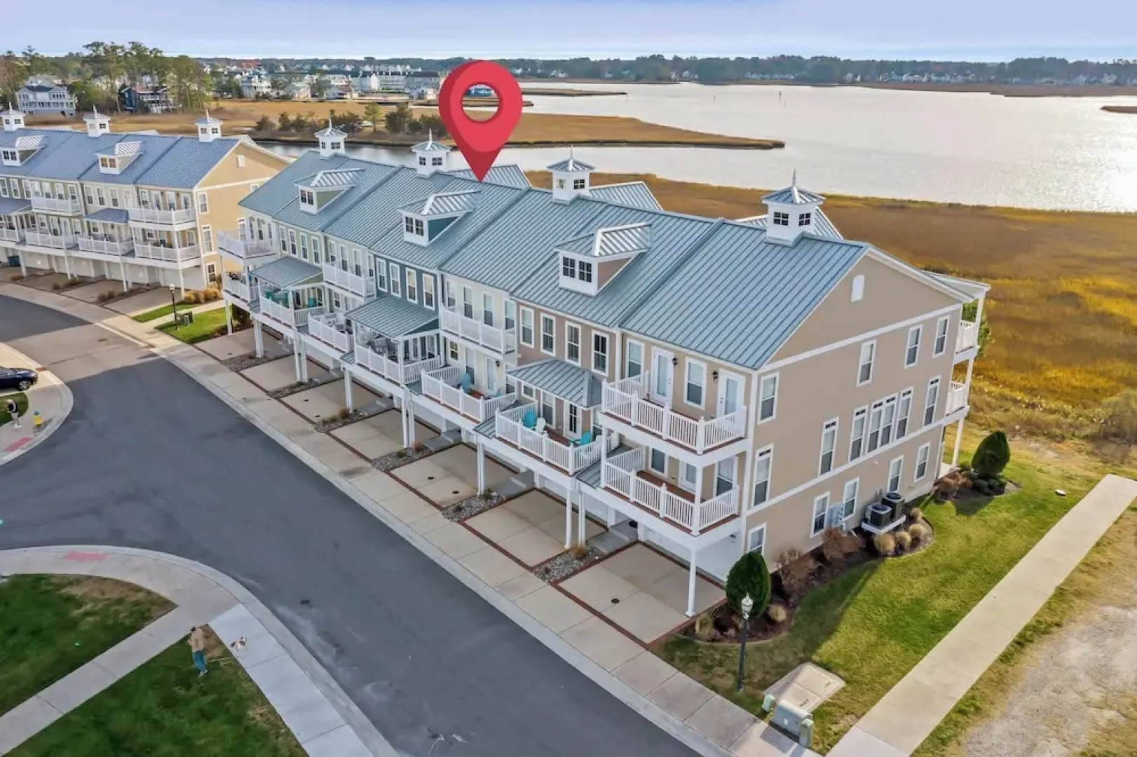 Hidden Paradise Coastal Views!