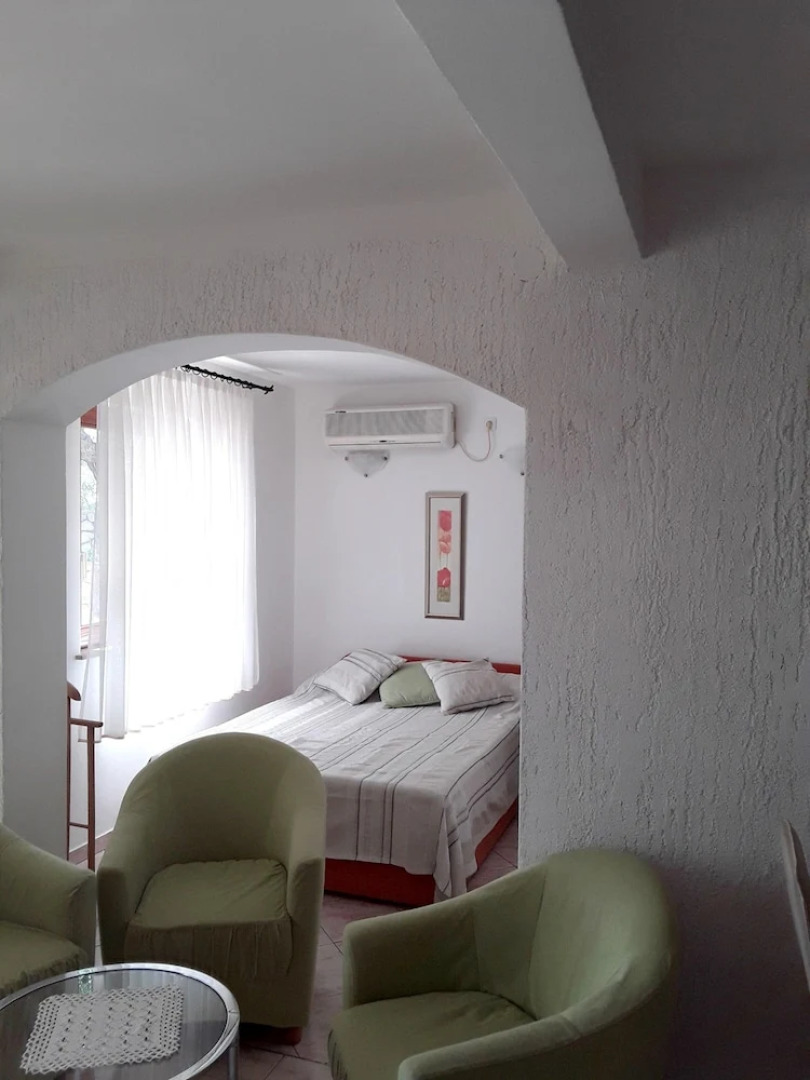 Apartment With one Bedroom in Cesarica, With Wonderful sea View, Enclo