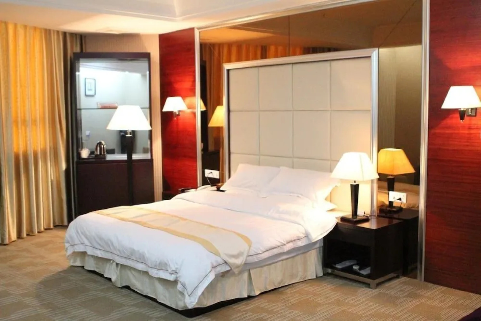 Guangzhou Prone Business Hotel