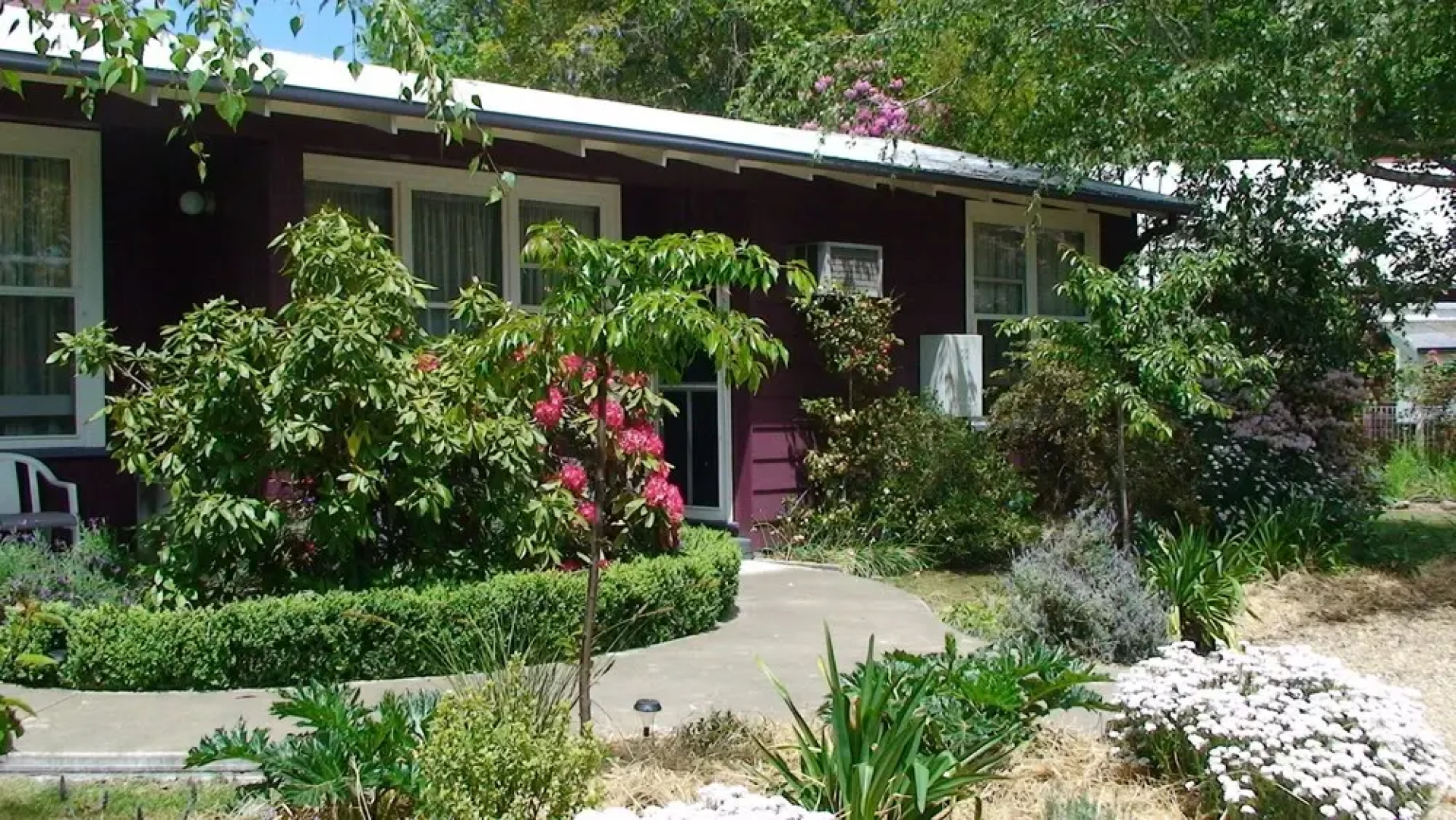 Elm Lodge