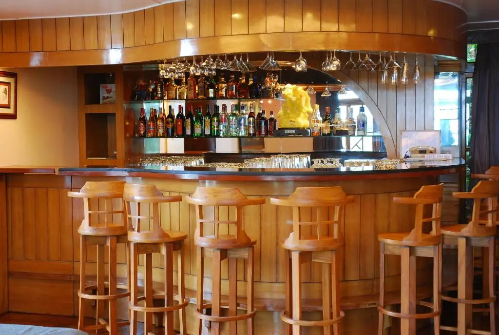 Cedar Inn