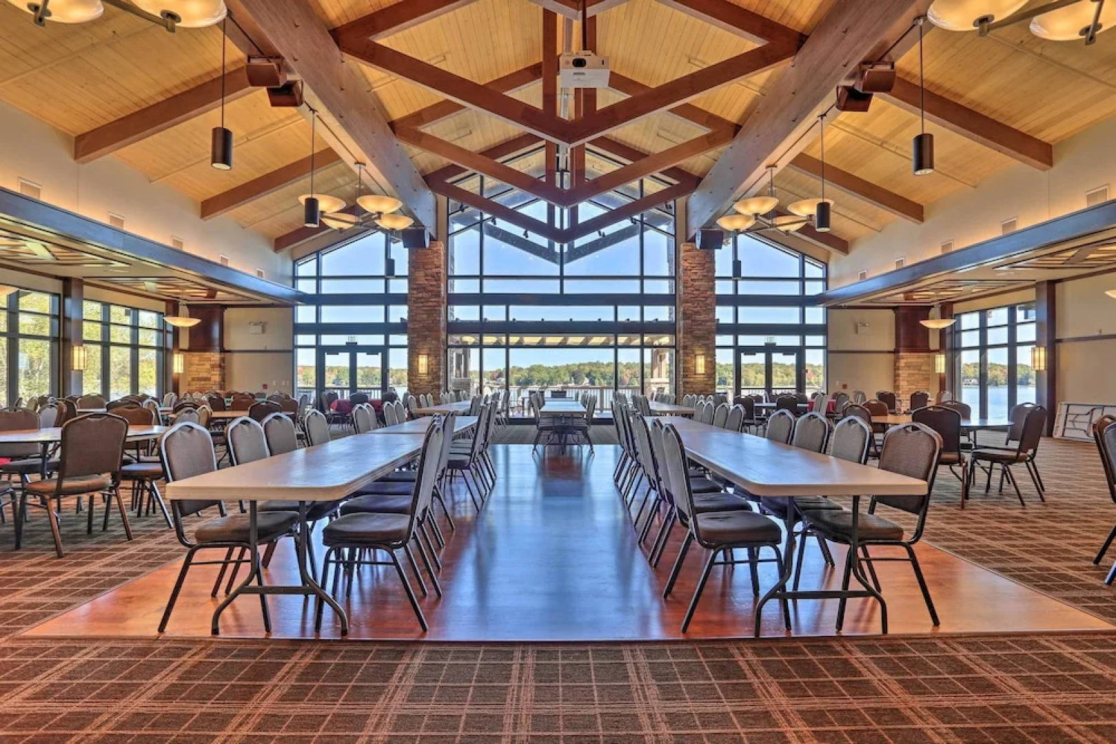 North Arrowhead Lake Cabin w/ Deck, Pets Welcome!