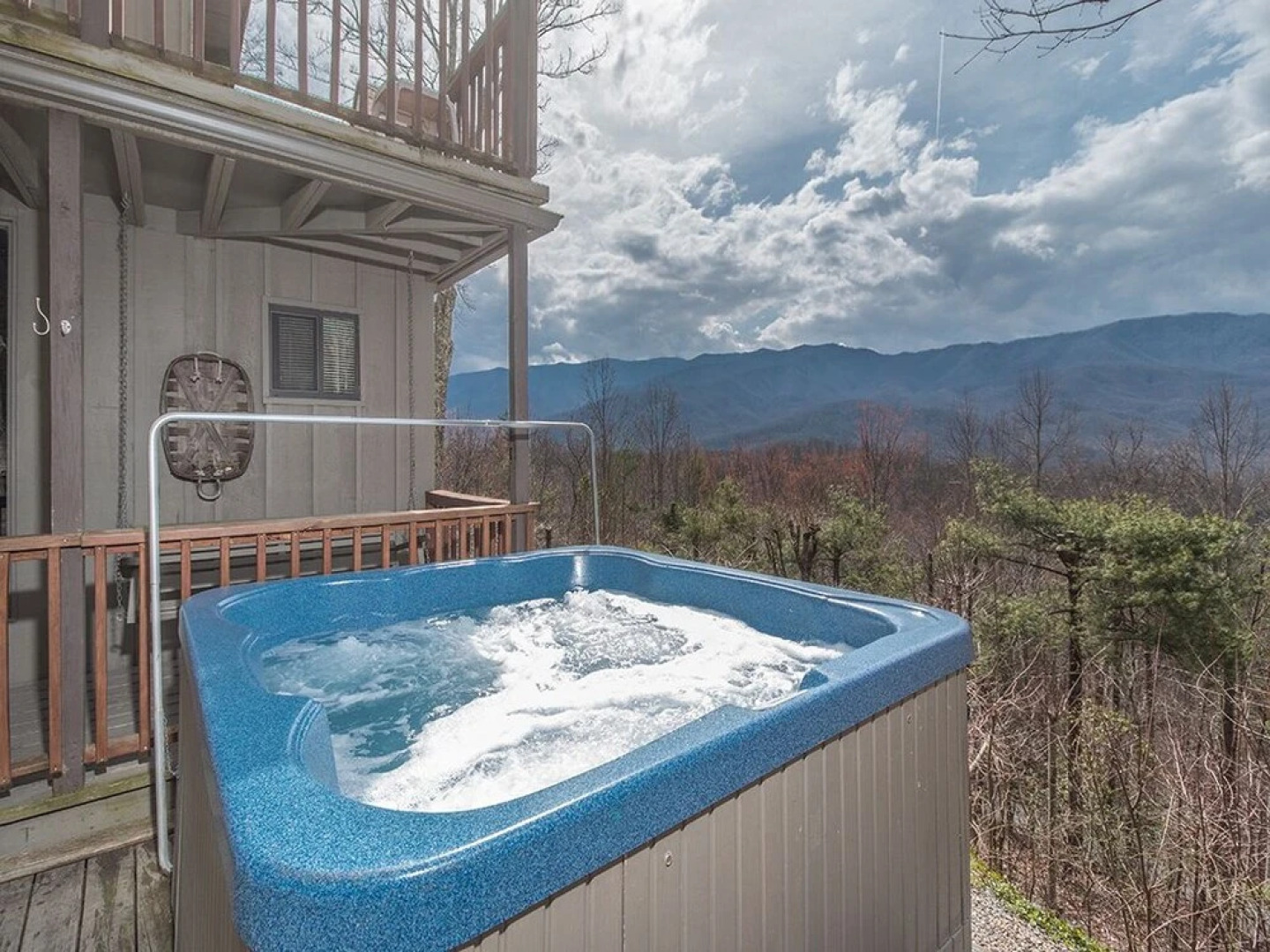 Mountain Top - Two Bedroom Cabin