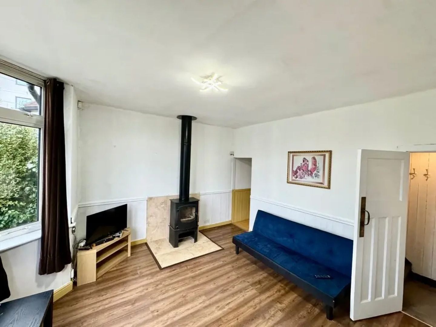 Detached 4beds - Windsor, Heathrow & London Access