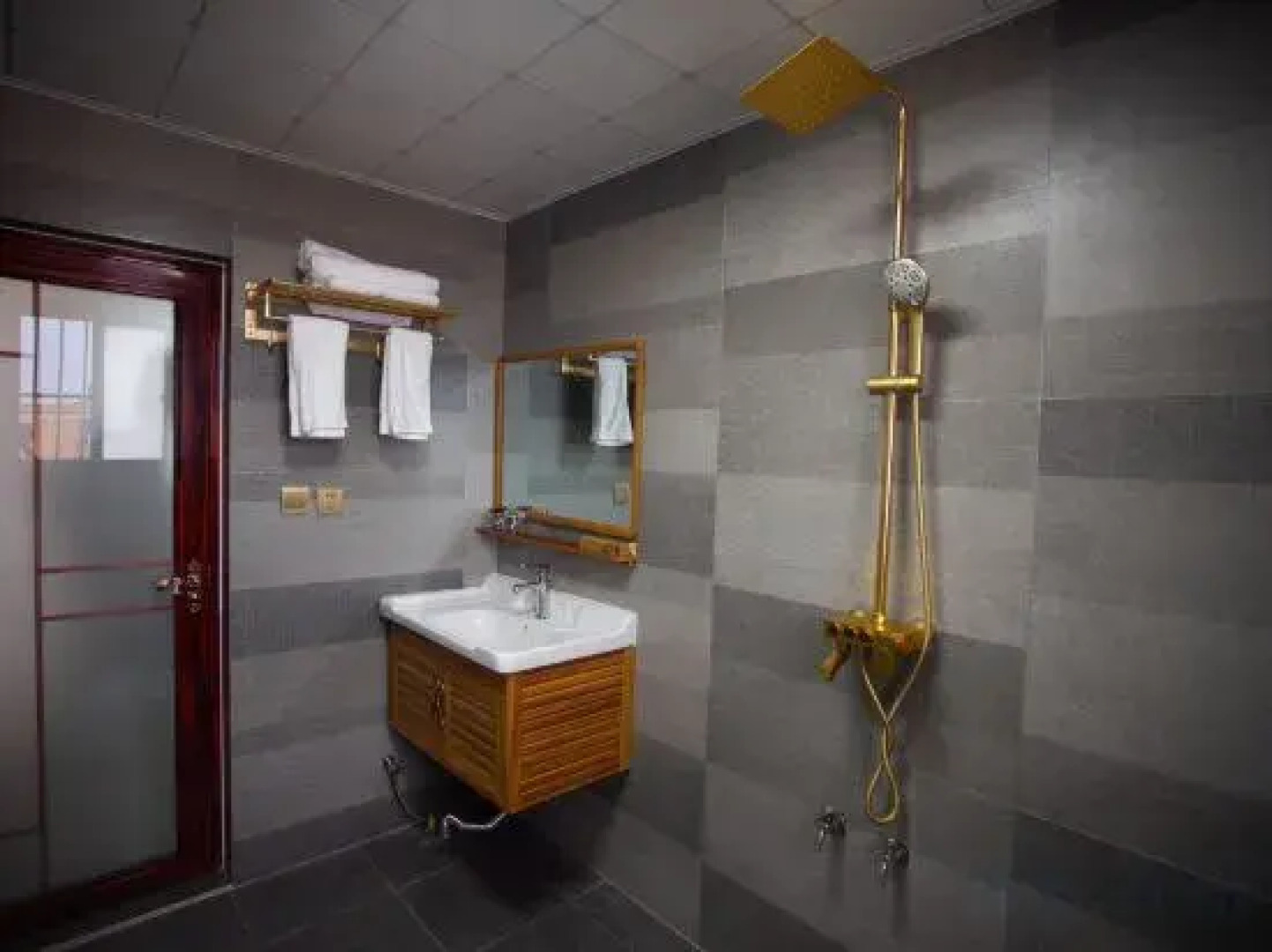 Jianshui Siyanjing Inn