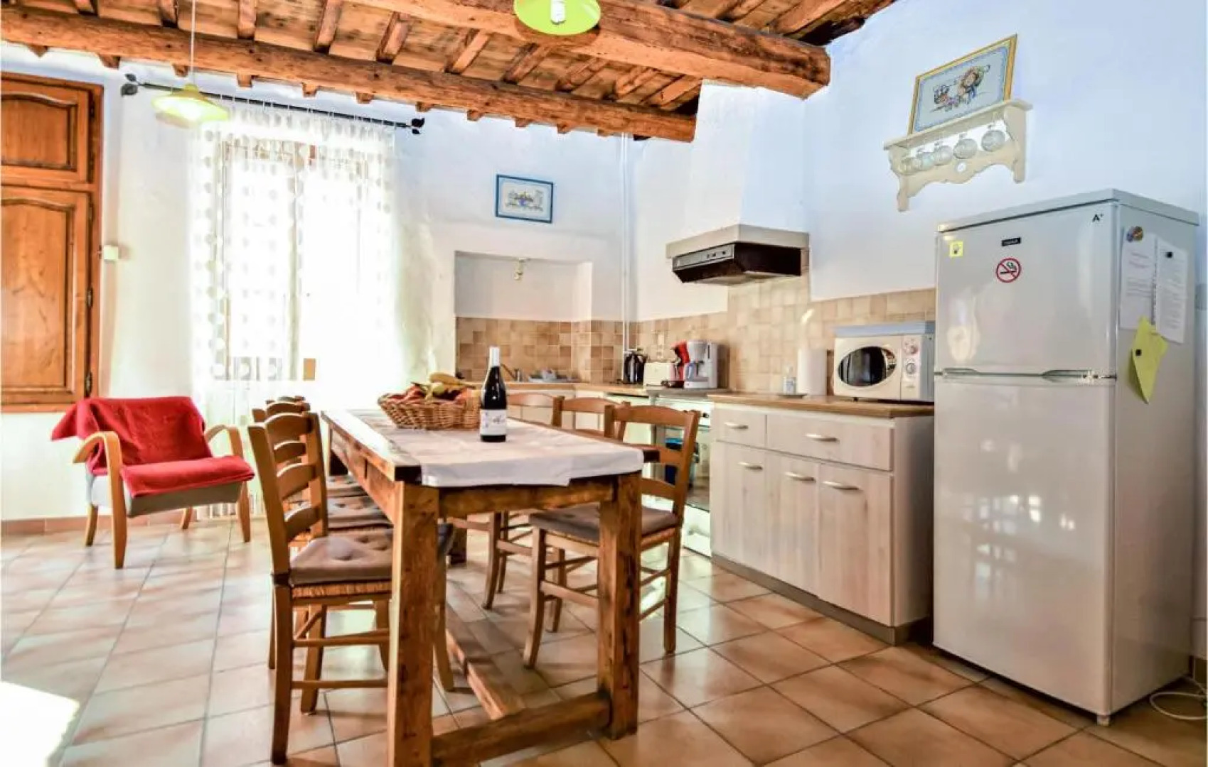 Nice home in Saint Victor la Coste with 3 Bedrooms and WiFi