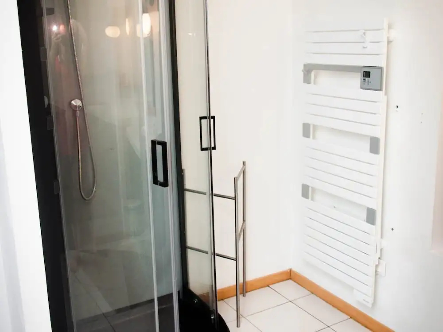 Appart'hotel Verzy / 60m2 and Private Terrace