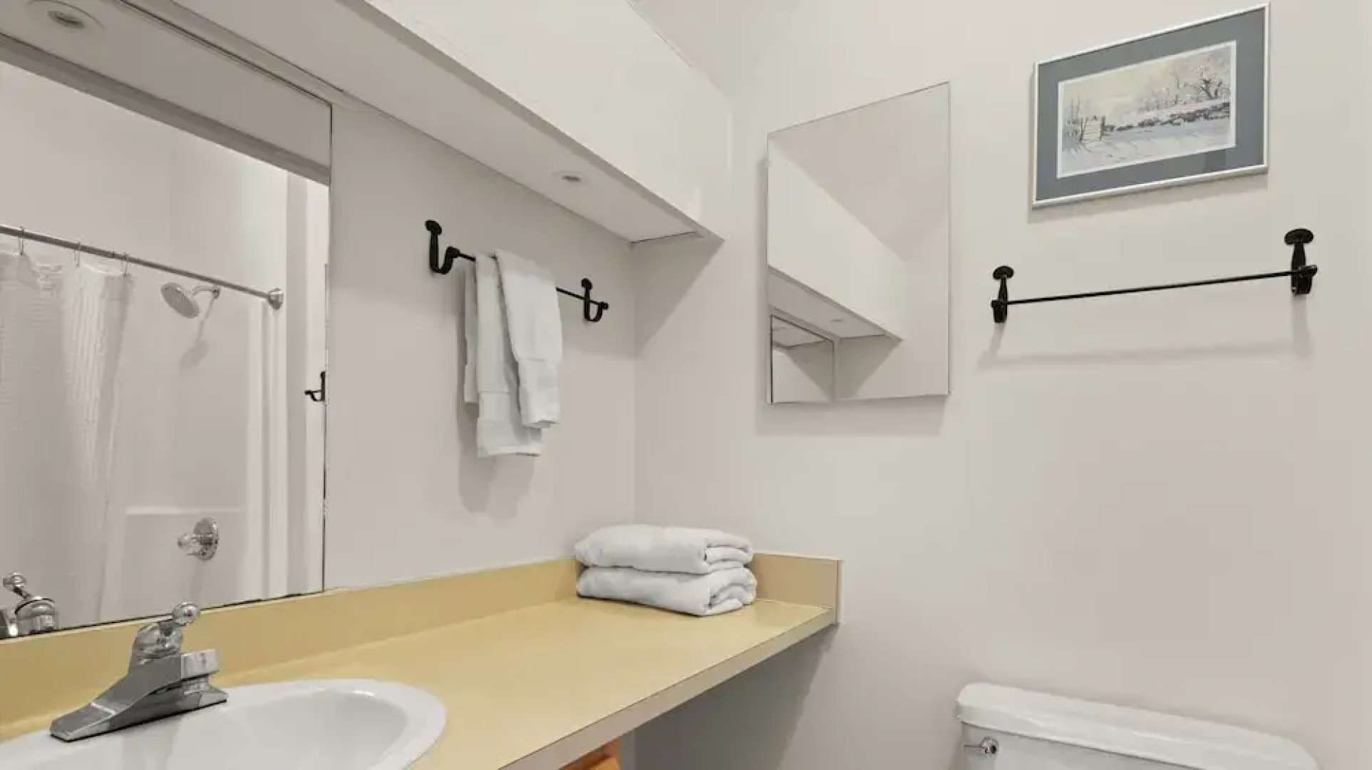 Clyde's Cabin 4 Bedroom Home