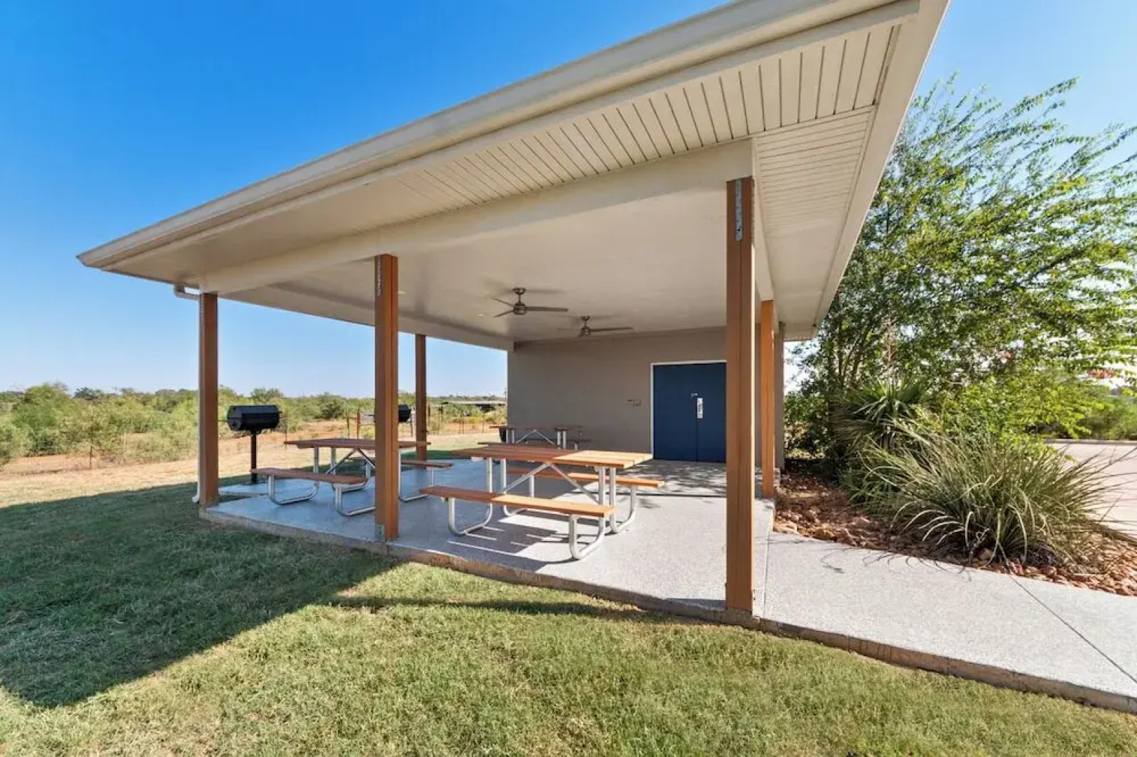 Risewell Kitchen Suites Pleasanton