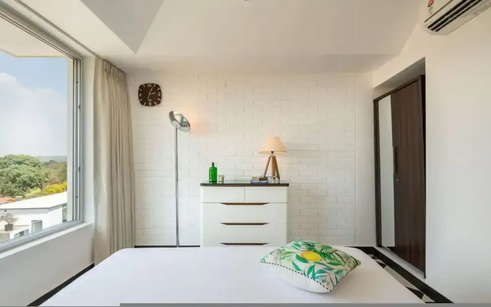 El Arbol by Hireavilla-2br w Rooftop Pool in Nerul