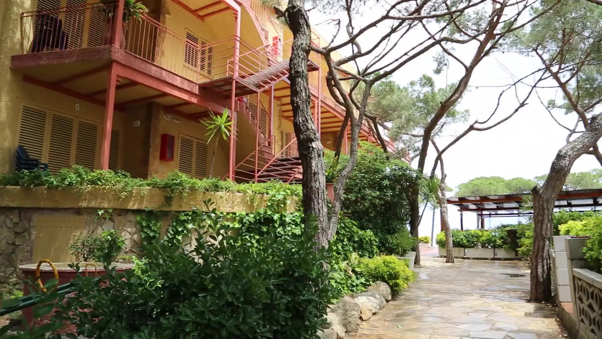 Apartamentos Aromar