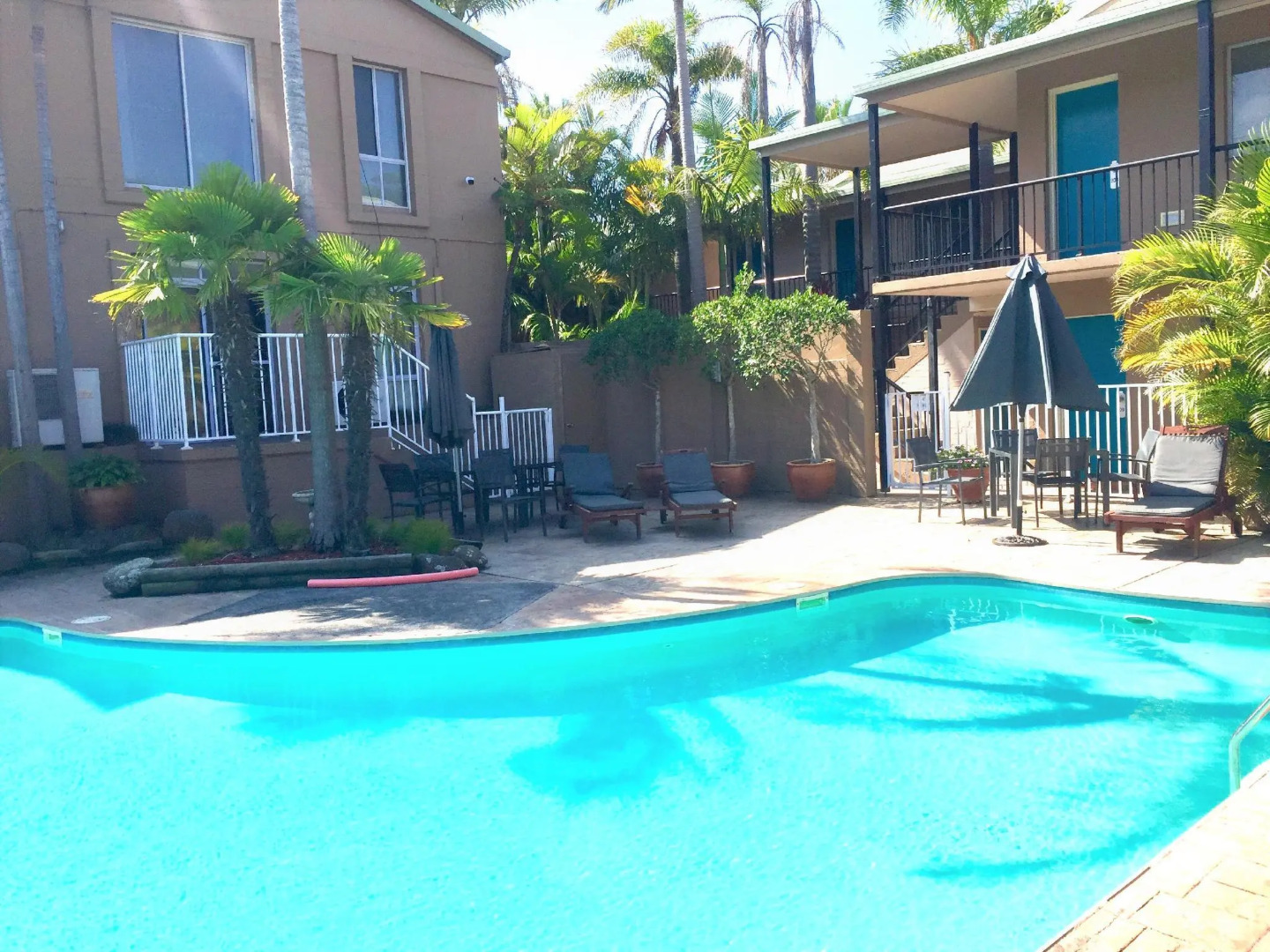 Mollymook Shored Hotel