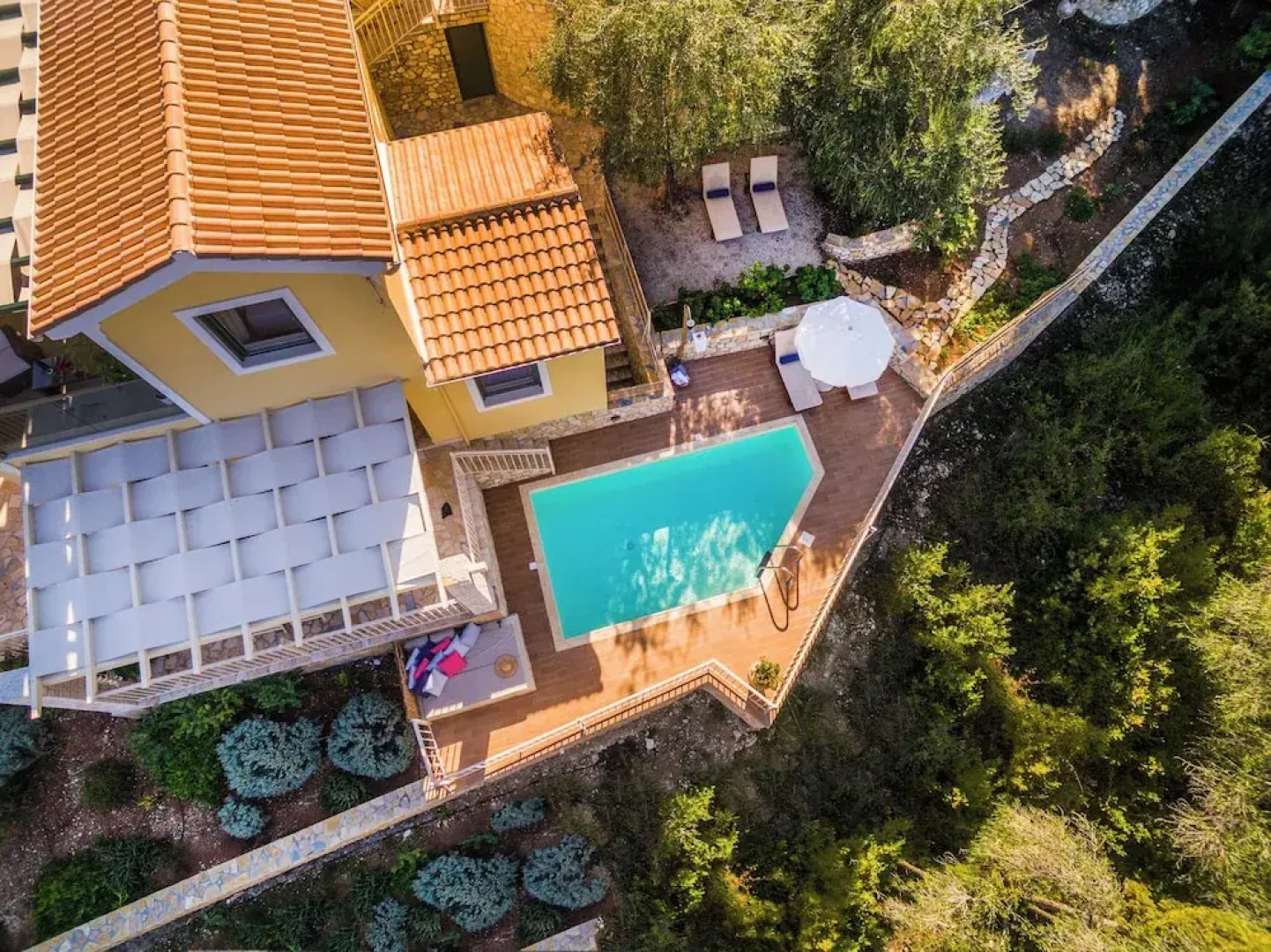 Villas Muscallas by Konnect, 200m from the Beach.