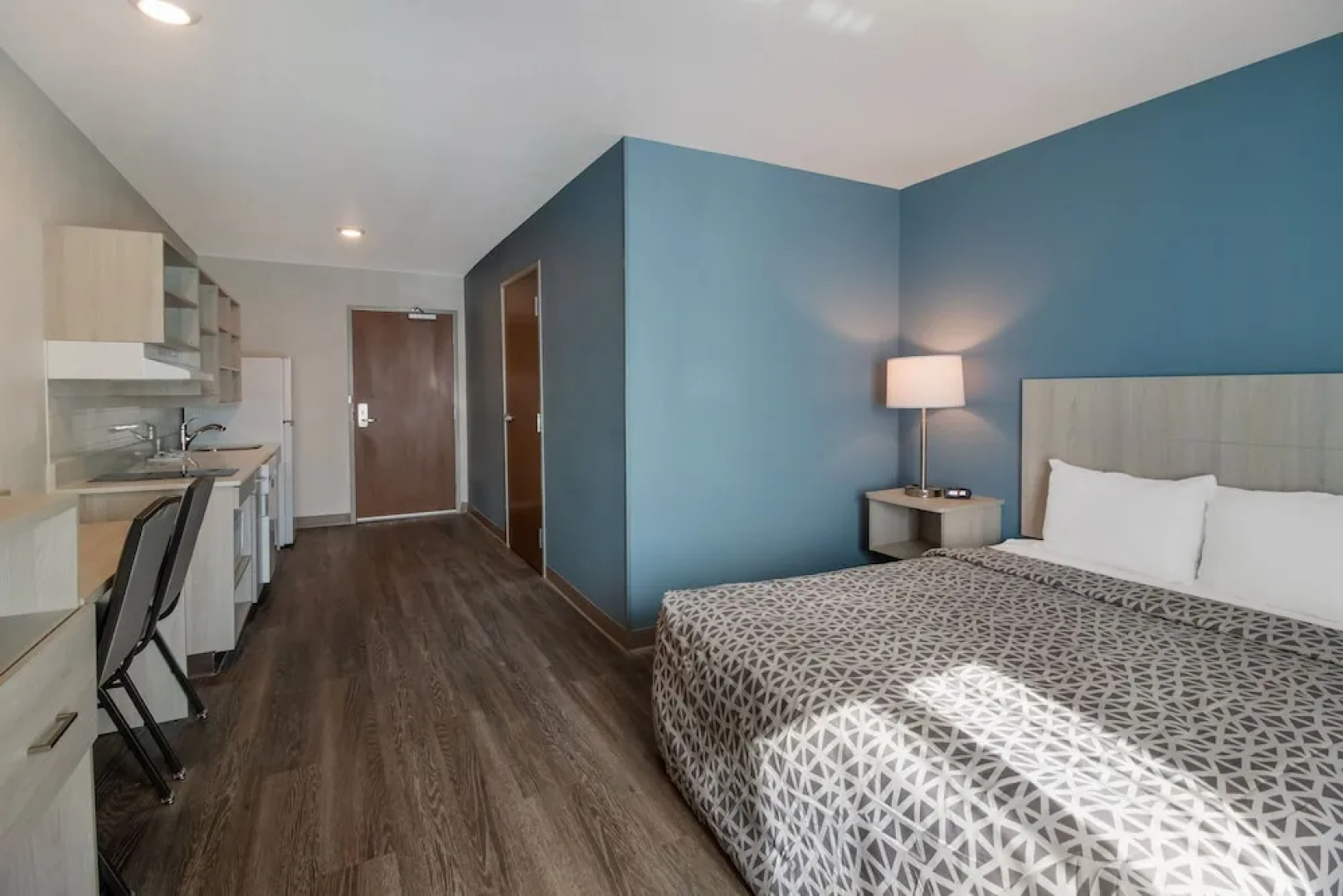 Woodspring Suites East Lansing - University Area