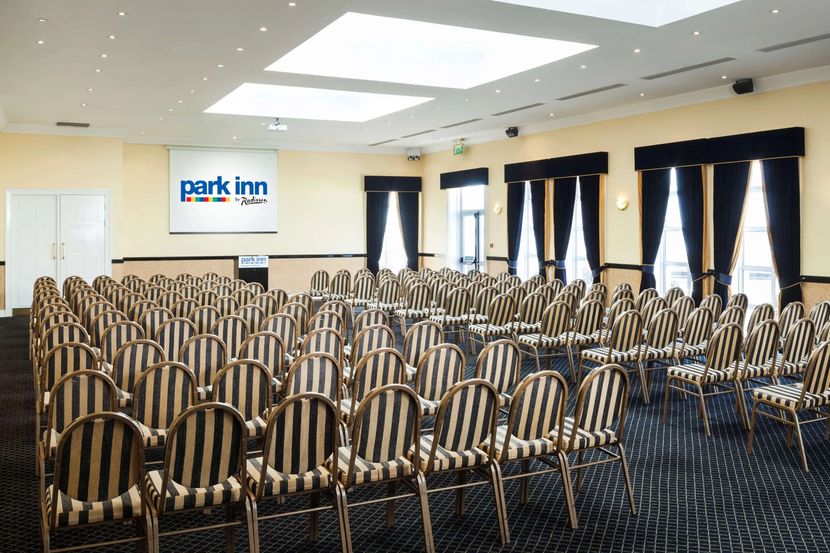 Park Inn by Radisson Shannon Airport