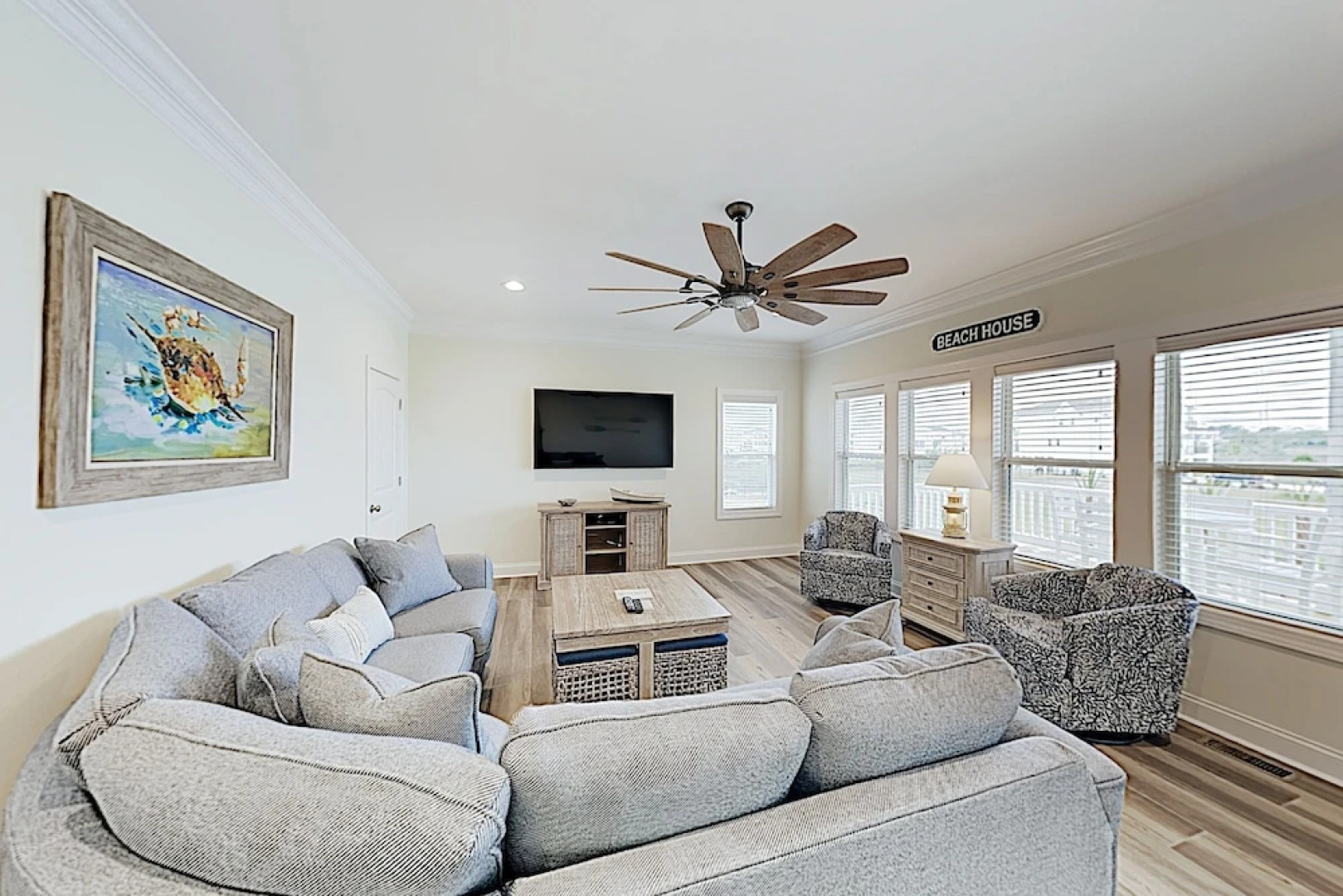 New Oceanside W/ Private Pool & Elevator 7 Bedroom Home