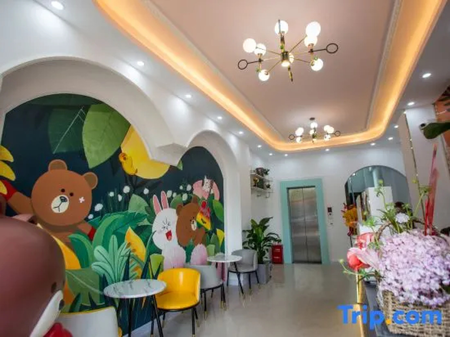 Mr. Ding'an Xiong Zhihui Inn