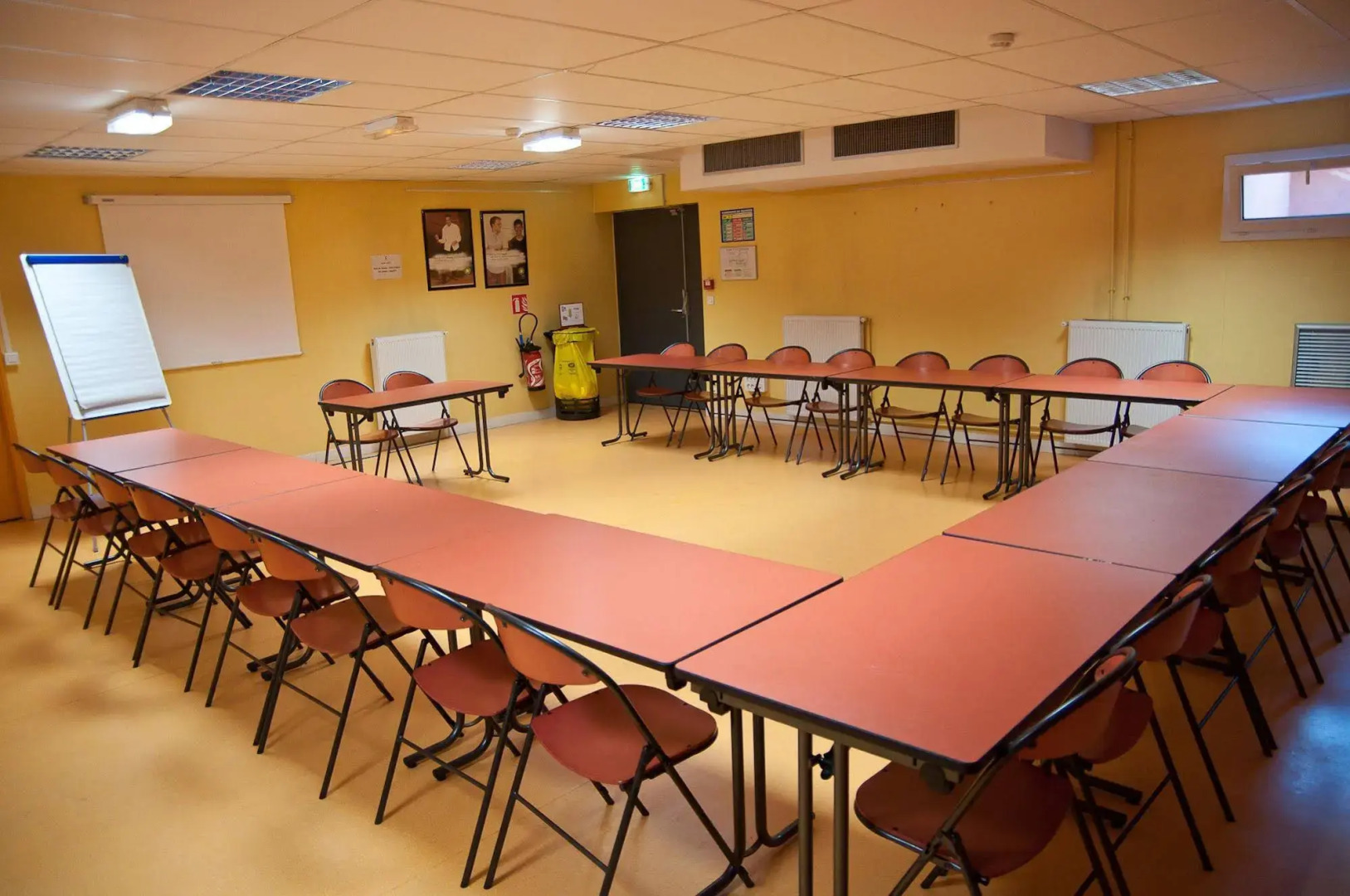 Ethic Etapes Eugène Hénaff - Hostel