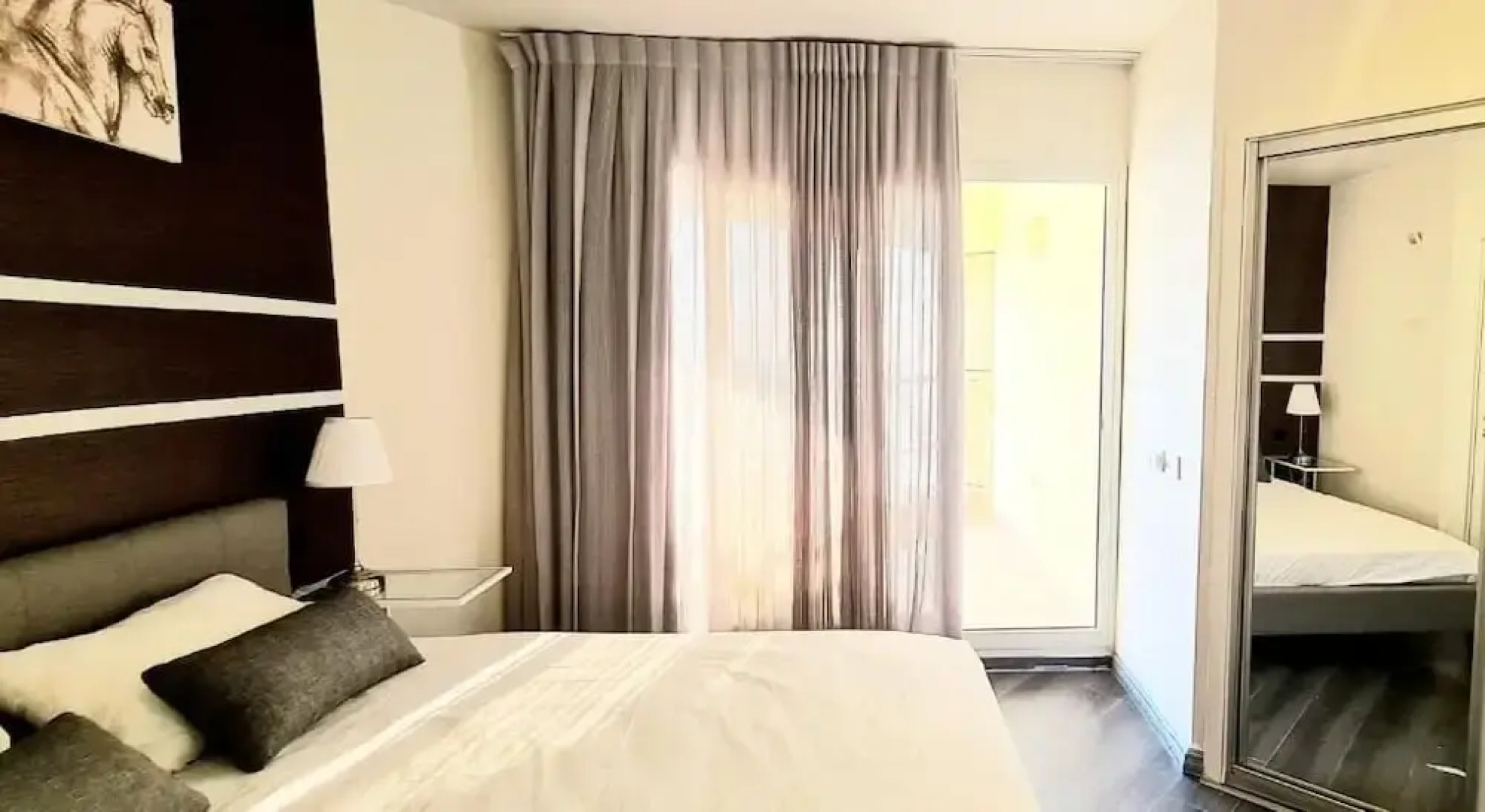 SHaYaSH apartments Leonardo Bat-Yam