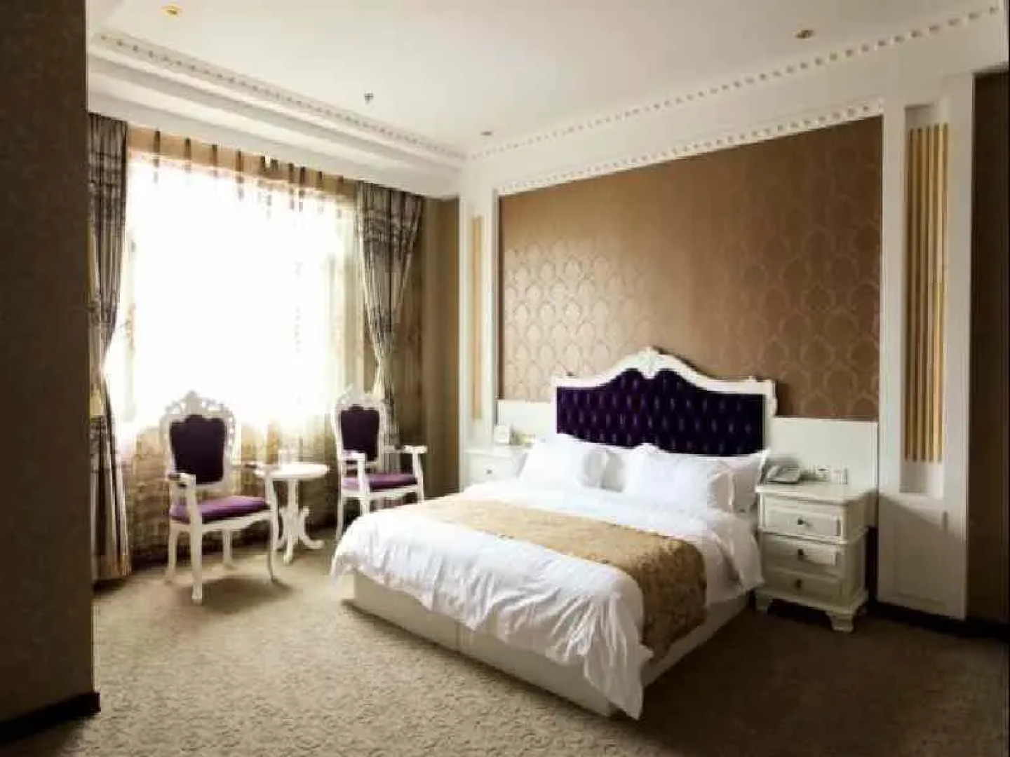 Zunhua Hongwei International Hotel