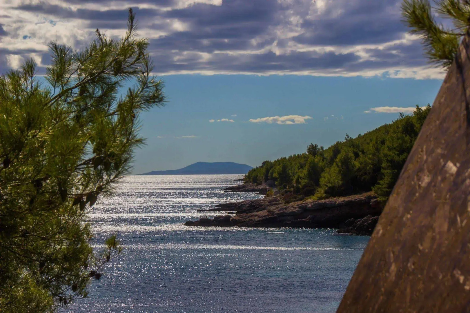 Cast Away - Eco Village