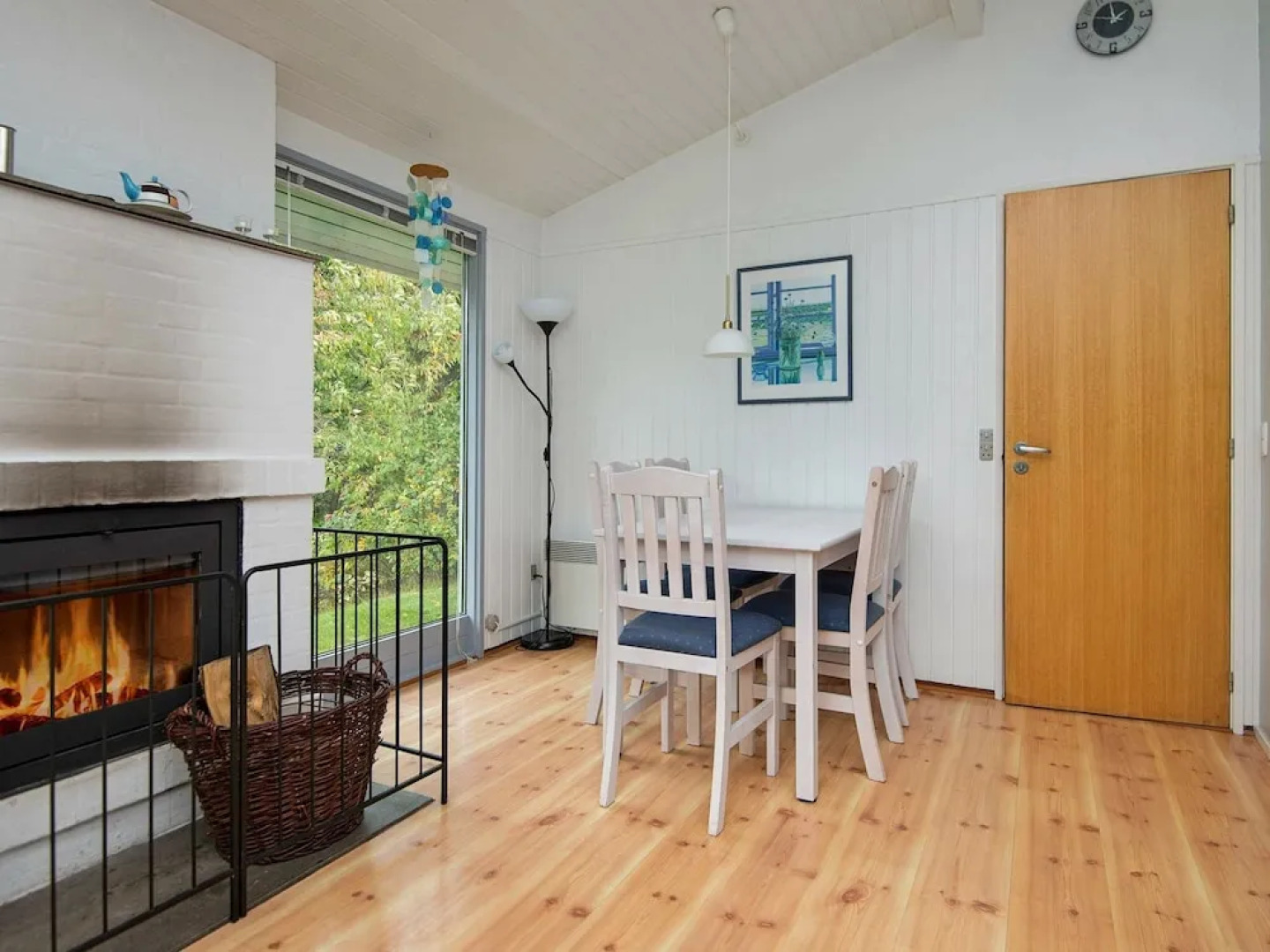 Comfy Holiday Home in Fårvang With Swimming Pool