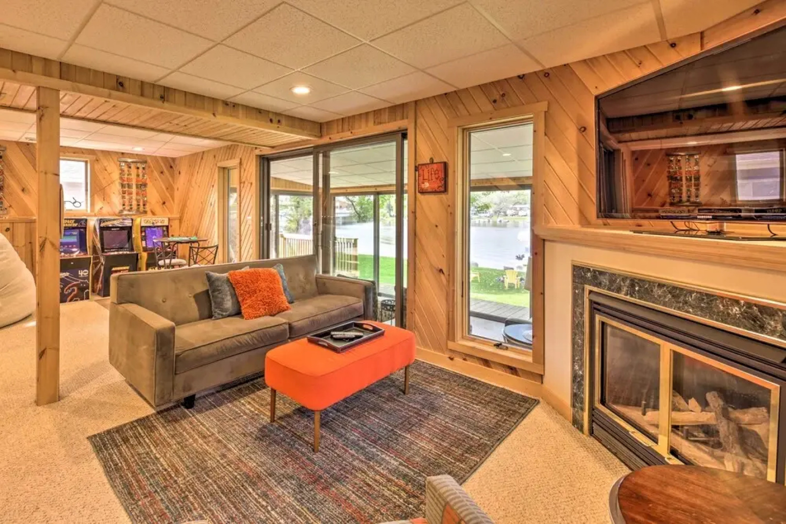 Rock River Waterfront Cabin: Dock & Game Room!
