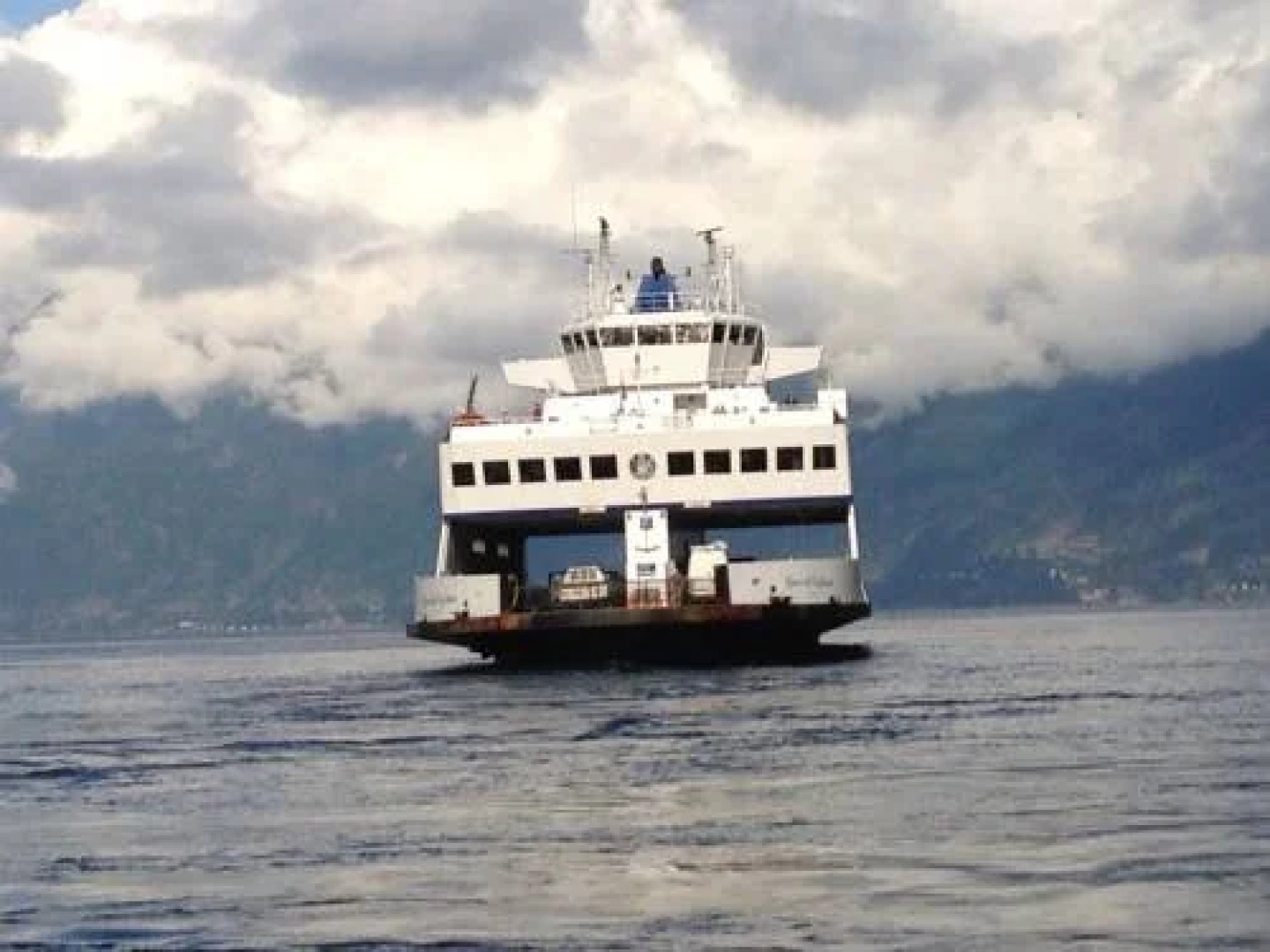 Alderwood Cottage & Suite - Bowen Island