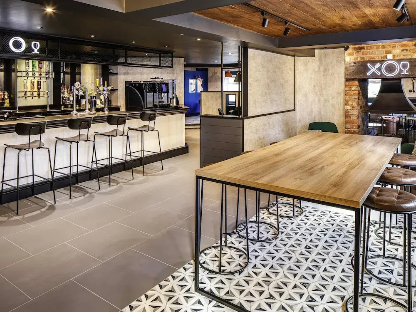 Ibis Wakefield East - Castleford