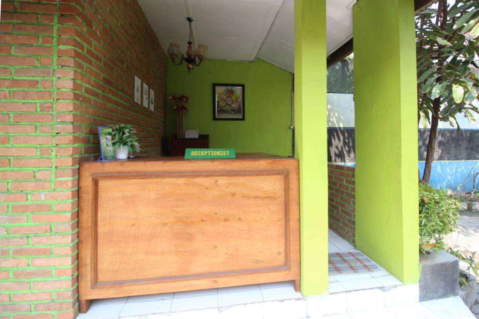 RedDoorz @ Jalan Parangtritis