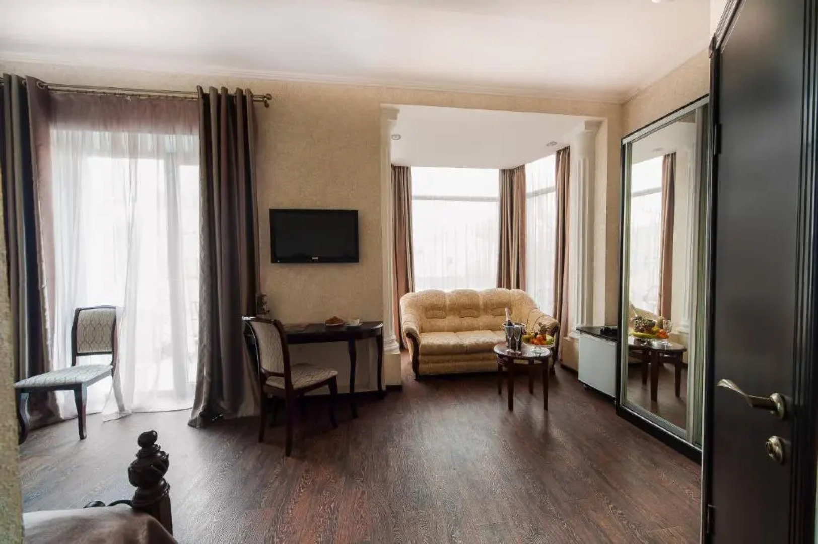 Отель «Зенит»