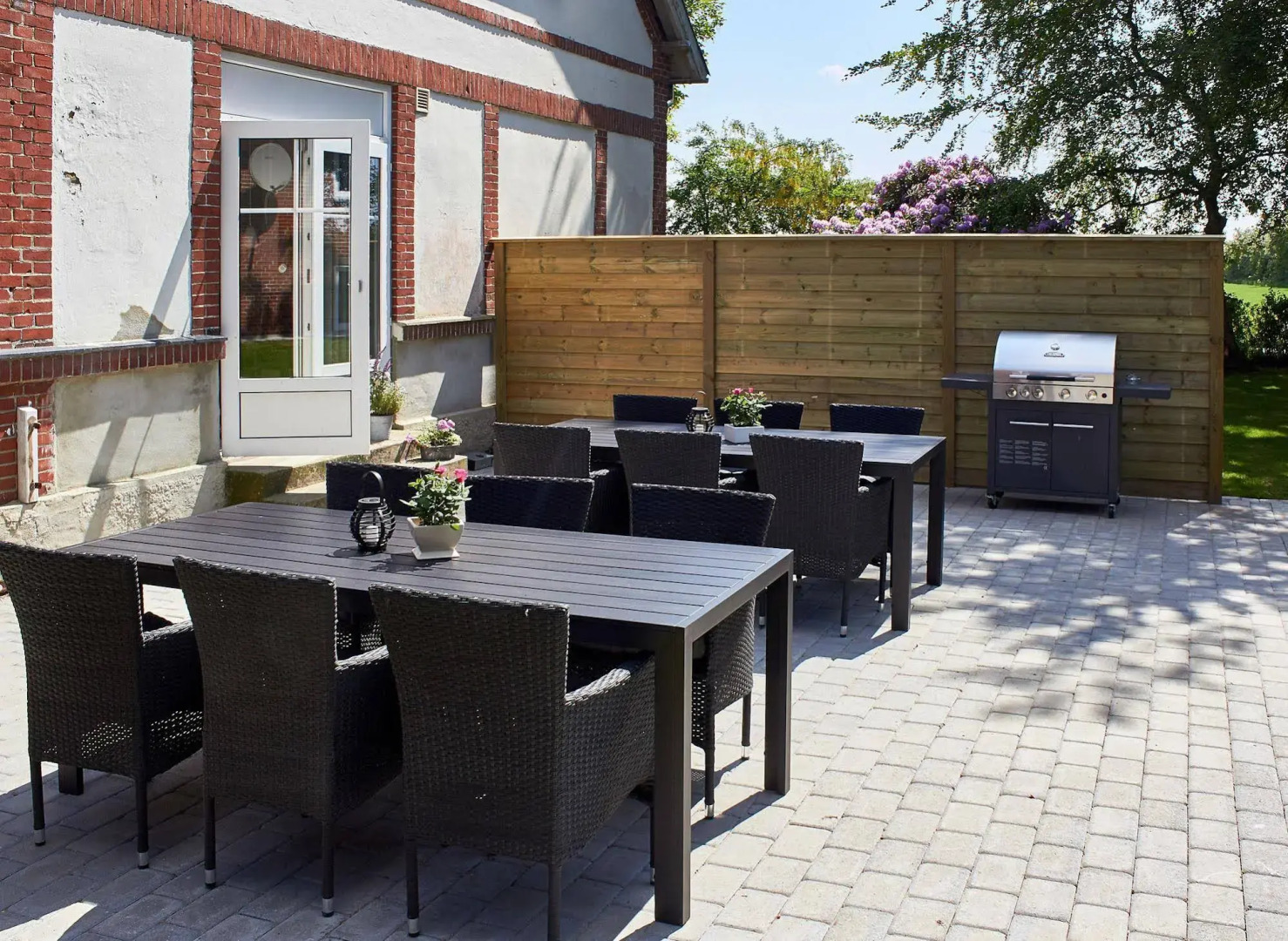 Noeraa Gamle Skole Bed & Breakfast