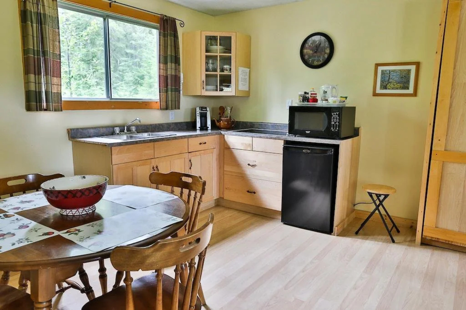 Mount Robson Mountain River Lodge